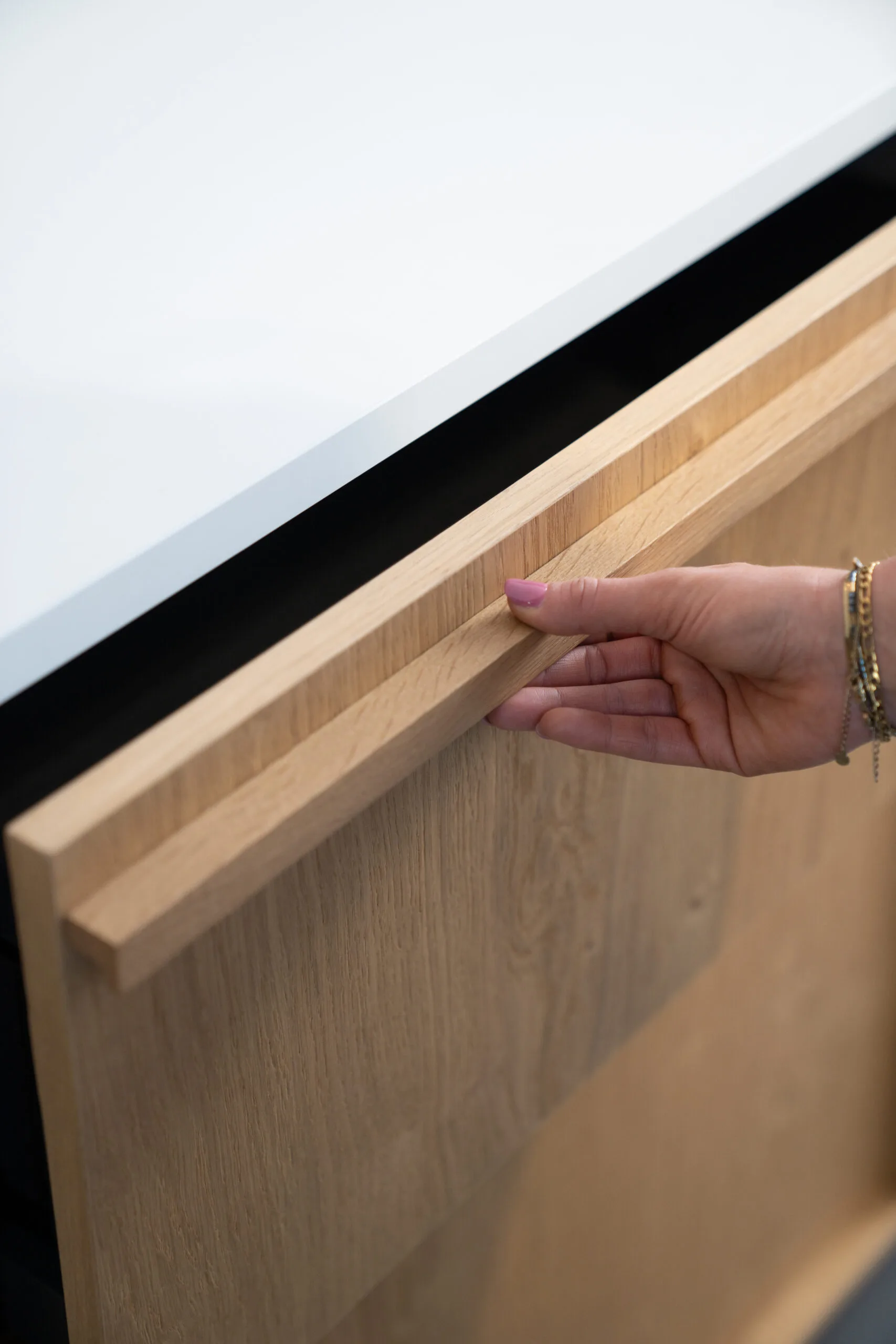 AV keukens Trendkitchen 01 RT2025 RT01 D7300784 greep hand scaled